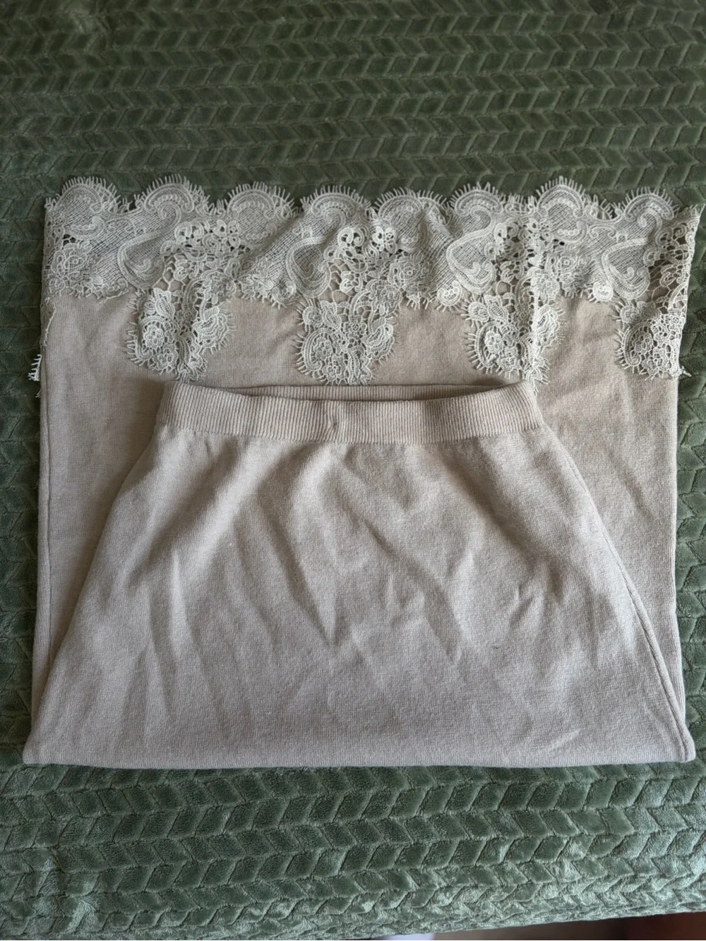 Taupe Lace-Trim Midi Skirt - Picture 4 of 4
